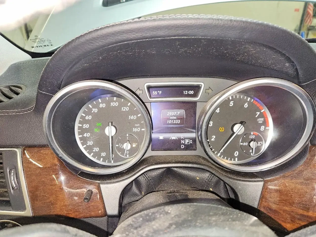 Mercedes-Benz GL 450 4MATIC - автомобили, коли, обяви за нови и употребявани 10