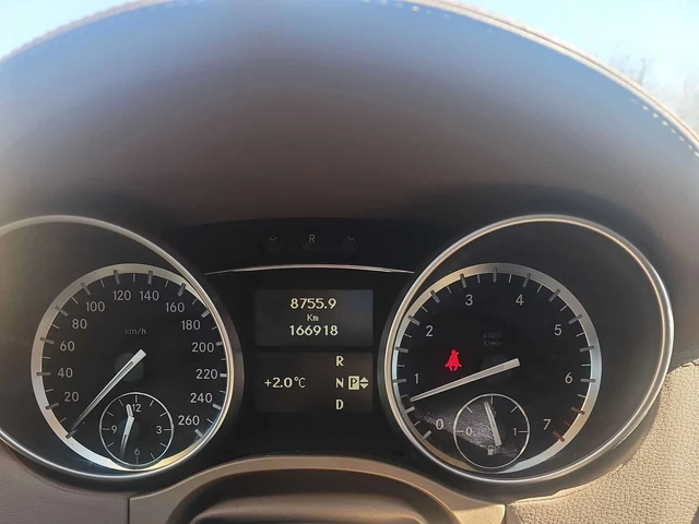 Mercedes-Benz GL * ГЛАВНО ПРЕДСТАВИТЕЛСТВО НА МЕРЦЕДЕС* ДЖАНТИ/ГУМИ - автомобили, коли, обяви за нови и употребявани 6