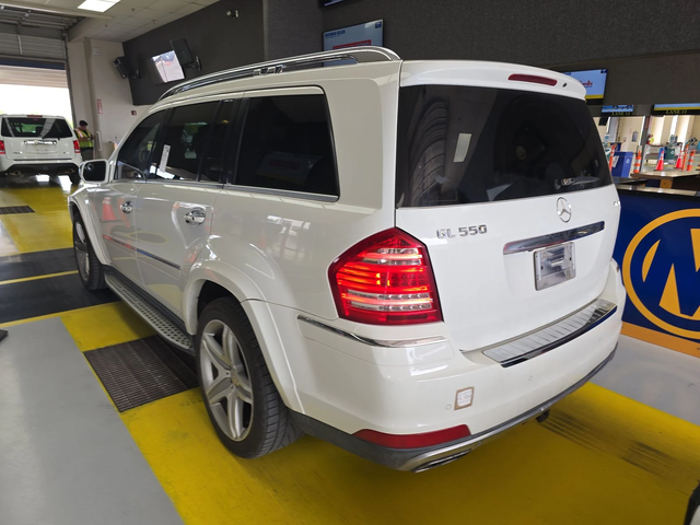 Mercedes-Benz GL 500 7МЕСТА* AMG* ОБДУХ* ПОДГРЕВ* КАМЕРА* HARMAN* KEYLE - автомобили, коли, обяви за нови и употребявани 3