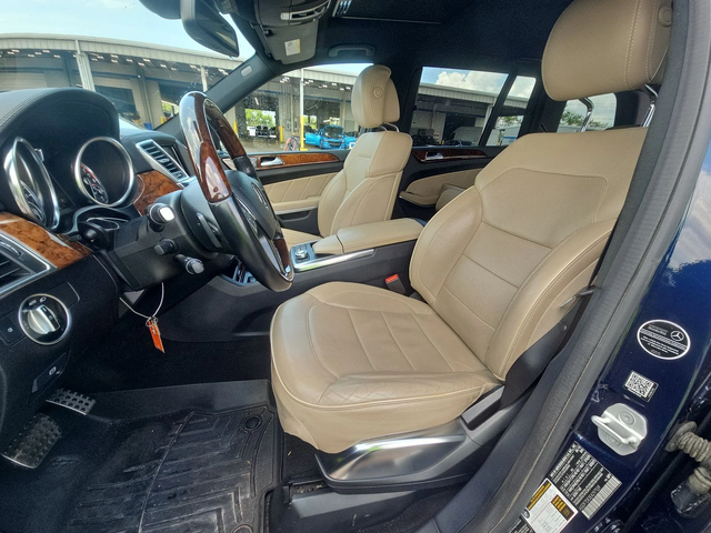 Mercedes-Benz GL 500 AMG* 4MATIC* Обдух* Harman/Kardon* 360* Масаж* - автомобили, коли, обяви за нови и употребявани 7