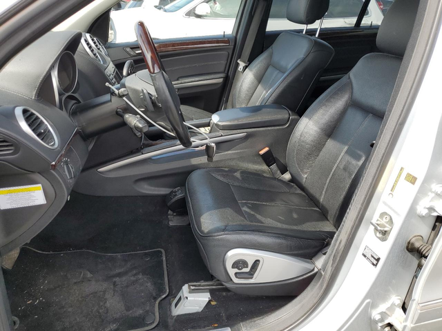 Mercedes-Benz GL 500 4MATIC - автомобили, коли, обяви за нови и употребявани 6