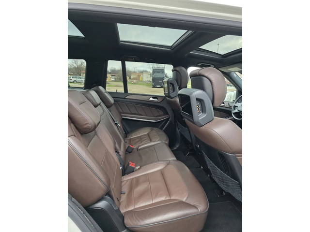 Mercedes-Benz GL 550 - автомобили, коли, обяви за нови и употребявани 7