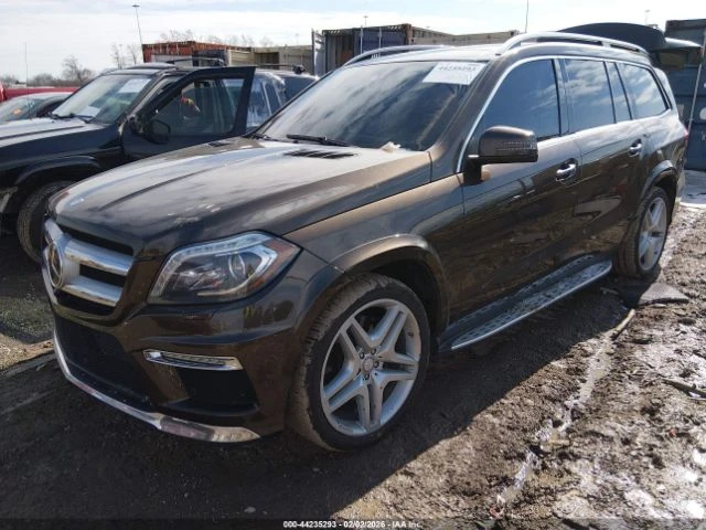 Mercedes-Benz GL 550 - автомобили, коли, обяви за нови и употребявани 1