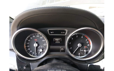 Mercedes-Benz GL 550 - автомобили, коли, обяви за нови и употребявани 6