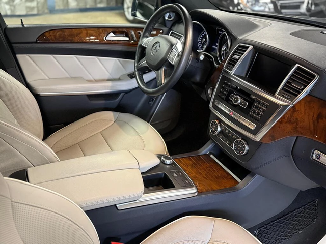 Mercedes-Benz GL 550 AMG PACK| B&O SOUND| FULL | CLEAR CARFAX - автомобили, коли, обяви за нови и употребявани 15