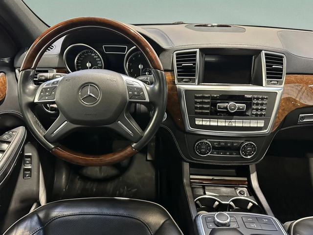Mercedes-Benz GL 550 4MATIC* КОжа* Подгрев* Обдухване* Кейлес* Blind Sp - автомобили, коли, обяви за нови и употребявани 7
