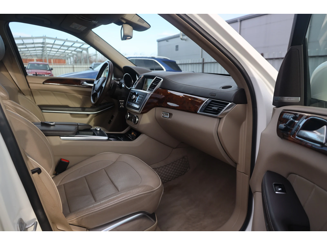 Mercedes-Benz GL GL - автомобили, коли, обяви за нови и употребявани 7