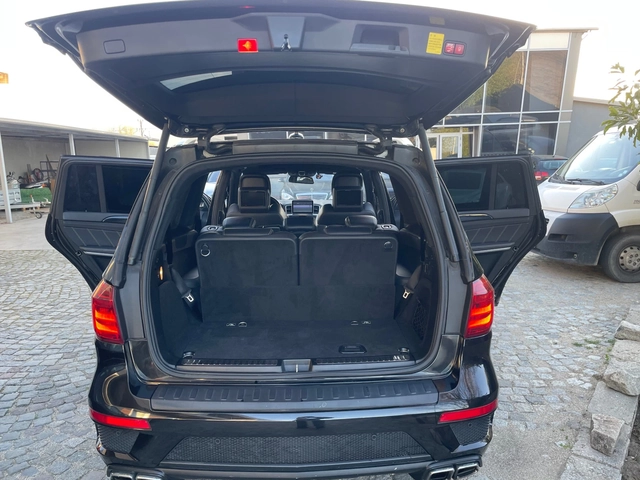 Mercedes-Benz GL Bang & Olufsen - автомобили, коли, обяви за нови и употребявани 12