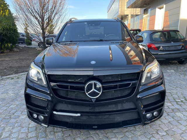 Mercedes-Benz GL Bang & Olufsen - автомобили, коли, обяви за нови и употребявани 1
