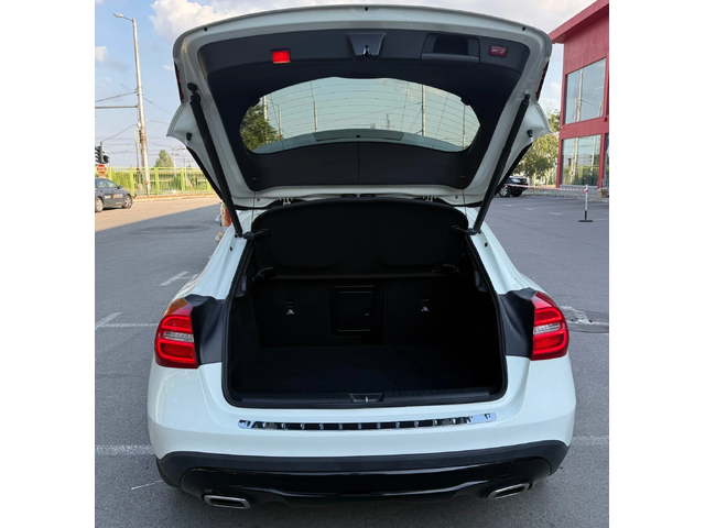 Mercedes-Benz GLA 180 SPORT* AMG* CAMERA* ASSIStLine* Мъртва Точка* ПОДГ - автомобили, коли, обяви за нови и употребявани 14