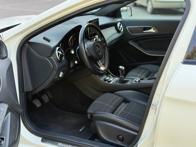 Mercedes-Benz GLA 180 SPORT* AMG* CAMERA* ASSIStLine* Мъртва Точка* ПОДГ - автомобили, коли, обяви за нови и употребявани 6