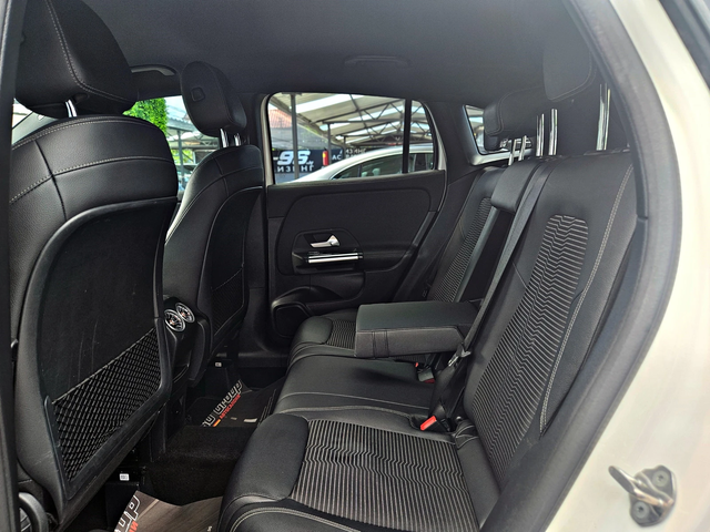 Mercedes-Benz GLA 180 AMG/GERMANY/VIRTUAL/DISTR/CAMERA/AMBIENT/LIZING - автомобили, коли, обяви за нови и употребявани 15