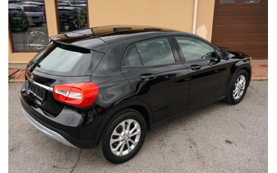 mercedes-benz-gla-180 - 2