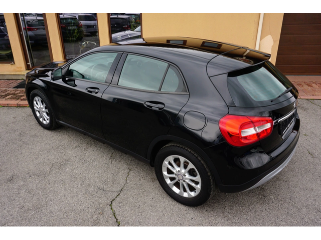 Mercedes-Benz GLA 180 CDI EXECUTIVE AUTO - автомобили, коли, обяви за нови и употребявани 3