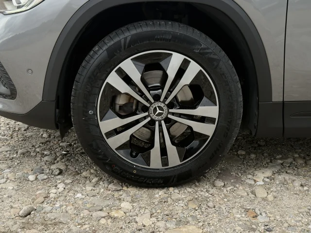 Mercedes-Benz GLA 2.0d Digital/Навигация/Full Led/Собствен лизинг - автомобили, коли, обяви за нови и употребявани 16