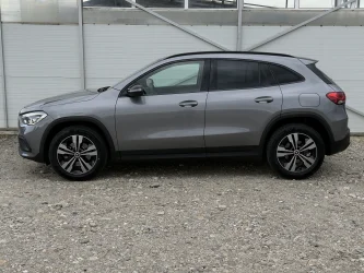 Mercedes-Benz GLA 2.0d Digital/Навигация/Full Led/Собствен лизинг - автомобили, коли, обяви за нови и употребявани 6