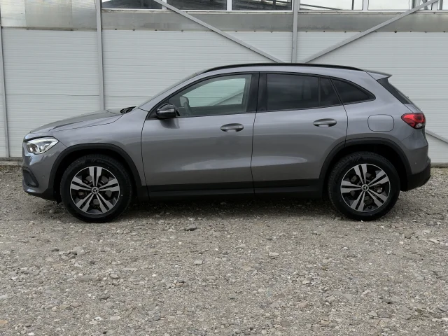 Mercedes-Benz GLA 2.0d Digital/Навигация/Full Led/Собствен лизинг - автомобили, коли, обяви за нови и употребявани 6