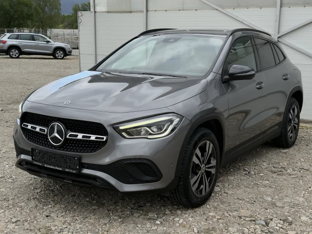 Mercedes-Benz GLA 2.0d Digital/Навигация/Full Led/Собствен лизинг - автомобили, коли, обяви за нови и употребявани 7