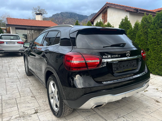 Mercedes-Benz GLA 200 2.0 CDI FACE НАПЪЛНО ОТСЛУЖЕН - автомобили, коли, обяви за нови и употребявани 6