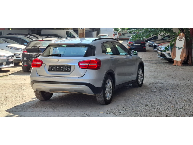 Mercedes-Benz GLA 200 2.2 136 Топ  4matic - автомобили, коли, обяви за нови и употребявани 6