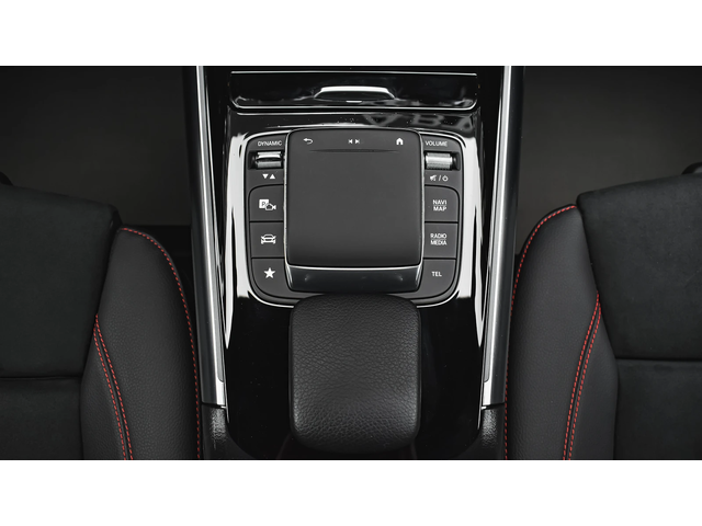 Mercedes-Benz GLA 200 AMG Line 4MATIC - автомобили, коли, обяви за нови и употребявани 11