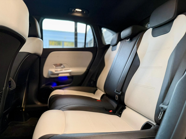 Mercedes-Benz GLA 200 AMG* 4Matic* Подгреви* Гаранция* Лизинг* - автомобили, коли, обяви за нови и употребявани 13