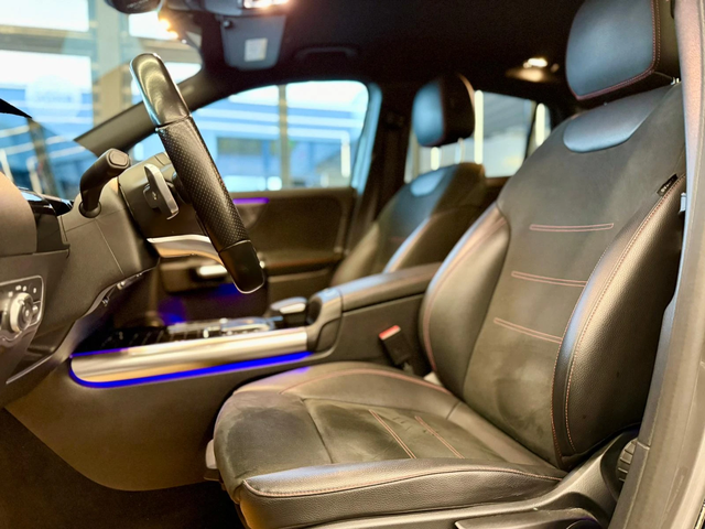 Mercedes-Benz GLA 200 d 4Matic* AMG* Лизинг* Camera* Alcantara - автомобили, коли, обяви за нови и употребявани 7