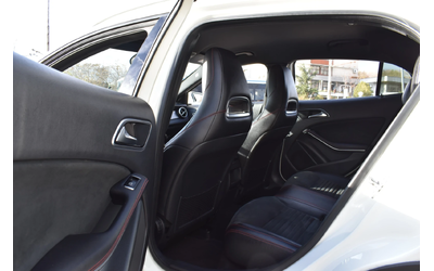 Mercedes-Benz GLA 200 4MATIC* AMG-LINE* FULL-LED - автомобили, коли, обяви за нови и употребявани 11