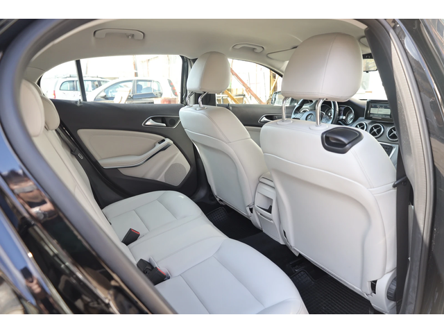 Mercedes-Benz GLA GLA - автомобили, коли, обяви за нови и употребявани 10