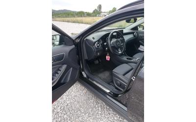 Mercedes-Benz GLA 220 2.2 D Full Service 177кс. - автомобили, коли, обяви за нови и употребявани 7