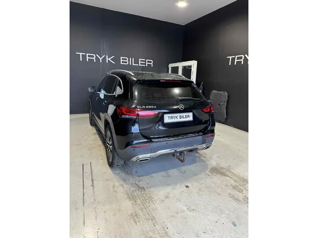 Mercedes-Benz GLA 220 2.2 d 190кс - автомобили, коли, обяви за нови и употребявани 1