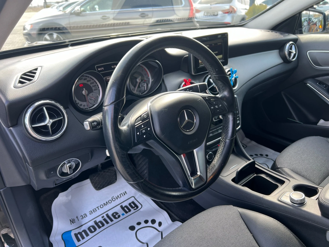 Mercedes-Benz GLA 220 LED* AVTOMATIK* SPORT PAKET* TOP* - автомобили, коли, обяви за нови и употребявани 9