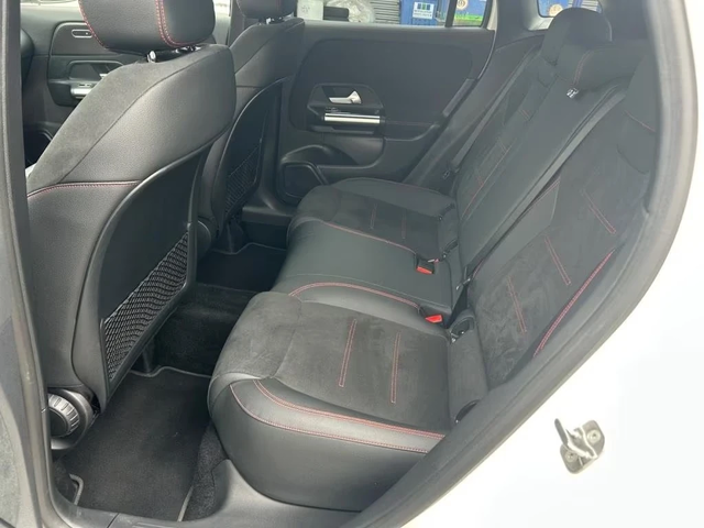 Mercedes-Benz GLA 220 D 4M AMG - автомобили, коли, обяви за нови и употребявани 11