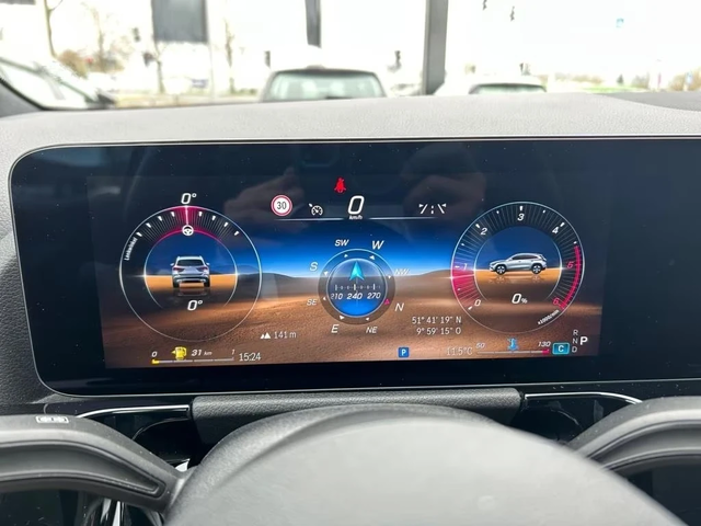 Mercedes-Benz GLA 220 D 4M AMG - автомобили, коли, обяви за нови и употребявани 12