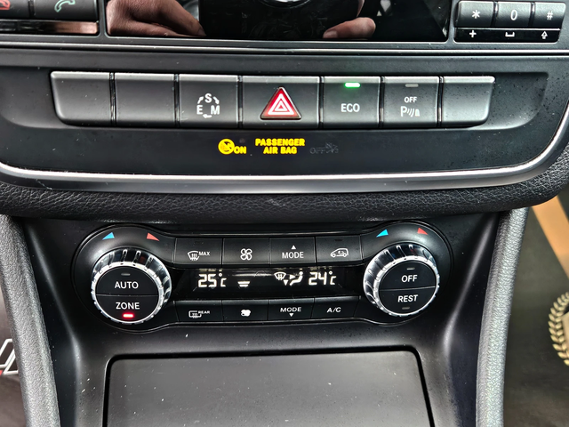 Mercedes-Benz GLA 220 AMG/SHADOW LINE/GERMANY/CAMERA/PANORAMA/F1/LIZING - автомобили, коли, обяви за нови и употребявани 11