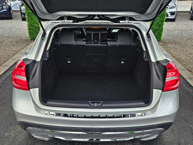 Mercedes-Benz GLA 220 AMG/4MATIC/GERMANY/CAMERA/AMBIENT/OFFROAD/DSR/LIZI - автомобили, коли, обяви за нови и употребявани 7