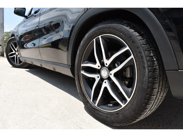 Mercedes-Benz GLA 220 SPORT-LINE* FULL-LED-FRONT-ASSIST* SWAROWSKI - автомобили, коли, обяви за нови и употребявани 1