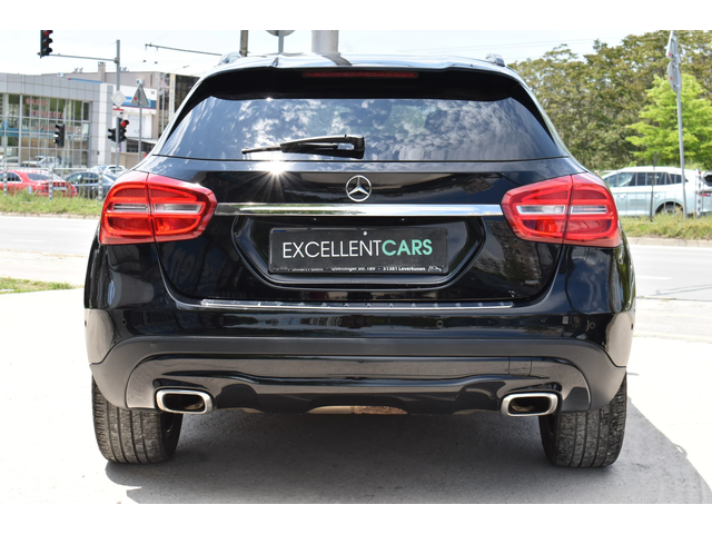 Mercedes-Benz GLA 220 SPORT-LINE* FULL-LED-FRONT-ASSIST* SWAROWSKI - автомобили, коли, обяви за нови и употребявани 5