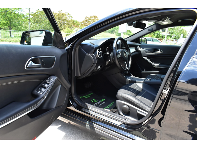 Mercedes-Benz GLA 220 SPORT-LINE* FULL-LED-FRONT-ASSIST* SWAROWSKI - автомобили, коли, обяви за нови и употребявани 7