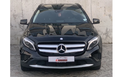 mercedes-benz-gla-220 - 0