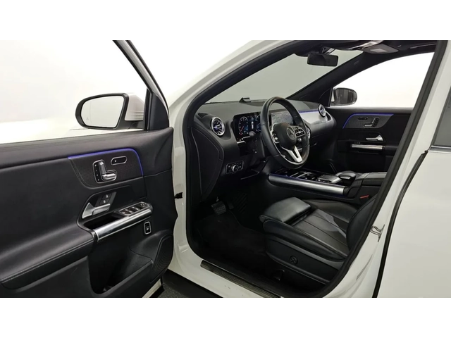 Mercedes-Benz GLA 220 Ambient* Pano* Крайна цена* - автомобили, коли, обяви за нови и употребявани 7