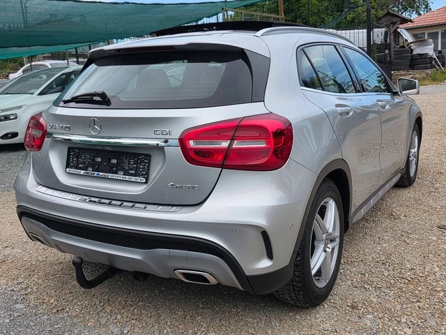 Mercedes-Benz GLA 220 220CDI 170K.C. / 4-MATIC / AMG / НАВИ / КОЖА / ЛЕД - автомобили, коли, обяви за нови и употребявани 3