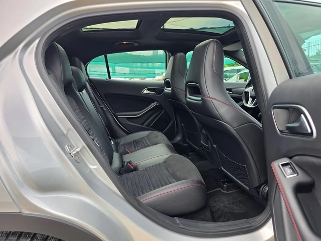 Mercedes-Benz GLA 220 220CDI 170K.C. / 4-MATIC / AMG / НАВИ / КОЖА / ЛЕД - автомобили, коли, обяви за нови и употребявани 8