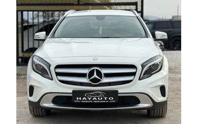 mercedes-benz-gla-220 - 1