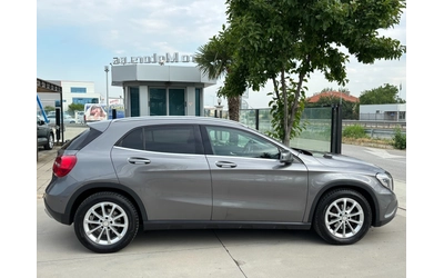 mercedes-benz-gla-220 - 3