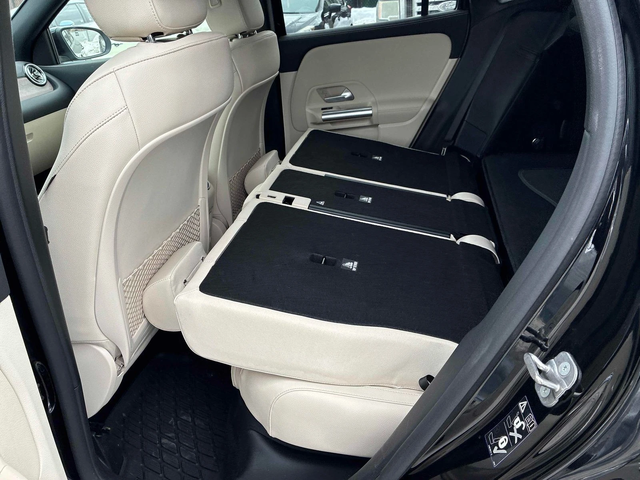 Mercedes-Benz GLA 250 С РЕГИСТРАЦИЯ & АВТО КРЕДИТ - автомобили, коли, обяви за нови и употребявани 13