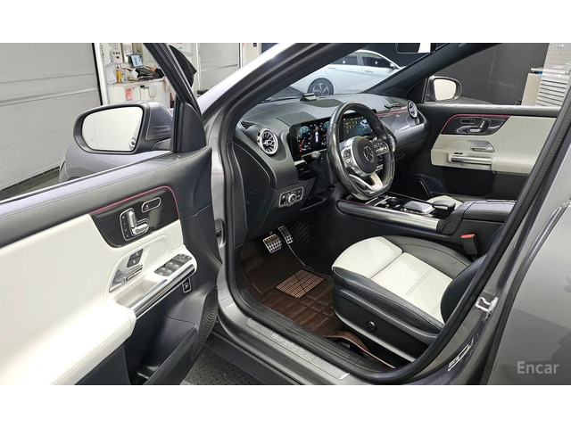 Mercedes-Benz GLA 250 4MATIC* AMG* DISTRONIC* ПОДГРЕВ* ПАНОРАМА* КЕЙЛЕС - автомобили, коли, обяви за нови и употребявани 7