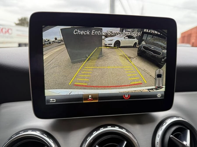 Mercedes-Benz GLA 250 4MATIC* АвтоКредит* (ЦЕНА ДО БГ) - автомобили, коли, обяви за нови и употребявани 13