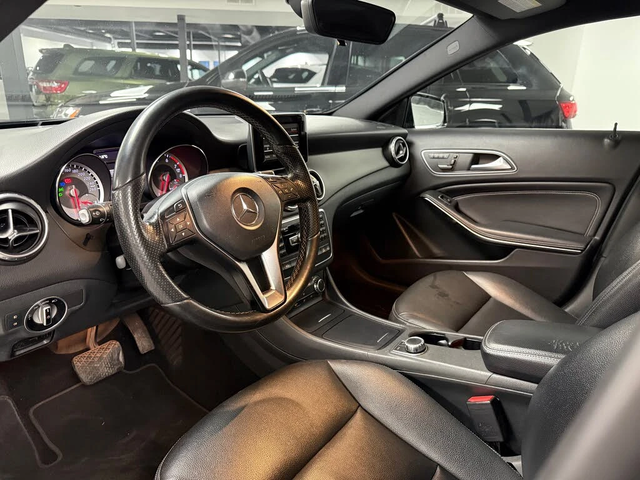 Mercedes-Benz GLA 250 4Matic* АвтоКредит* (ЦЕНА ДО БГ) - автомобили, коли, обяви за нови и употребявани 10