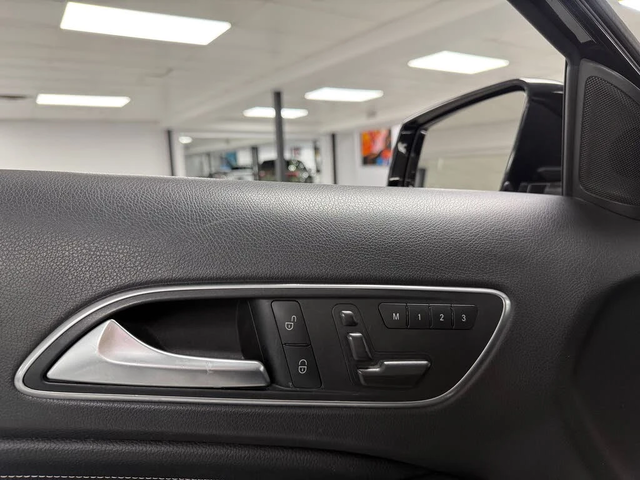 Mercedes-Benz GLA 250 4Matic* АвтоКредит* (ЦЕНА ДО БГ) - автомобили, коли, обяви за нови и употребявани 12